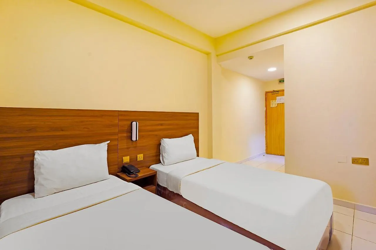 Oyo 925 Emirates Hotel Dubai 3*,