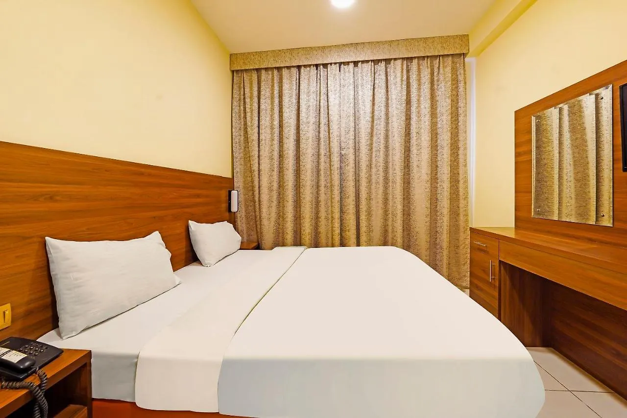 Oyo 925 Emirates Hotel Dubai 3*,  United Arab Emirates